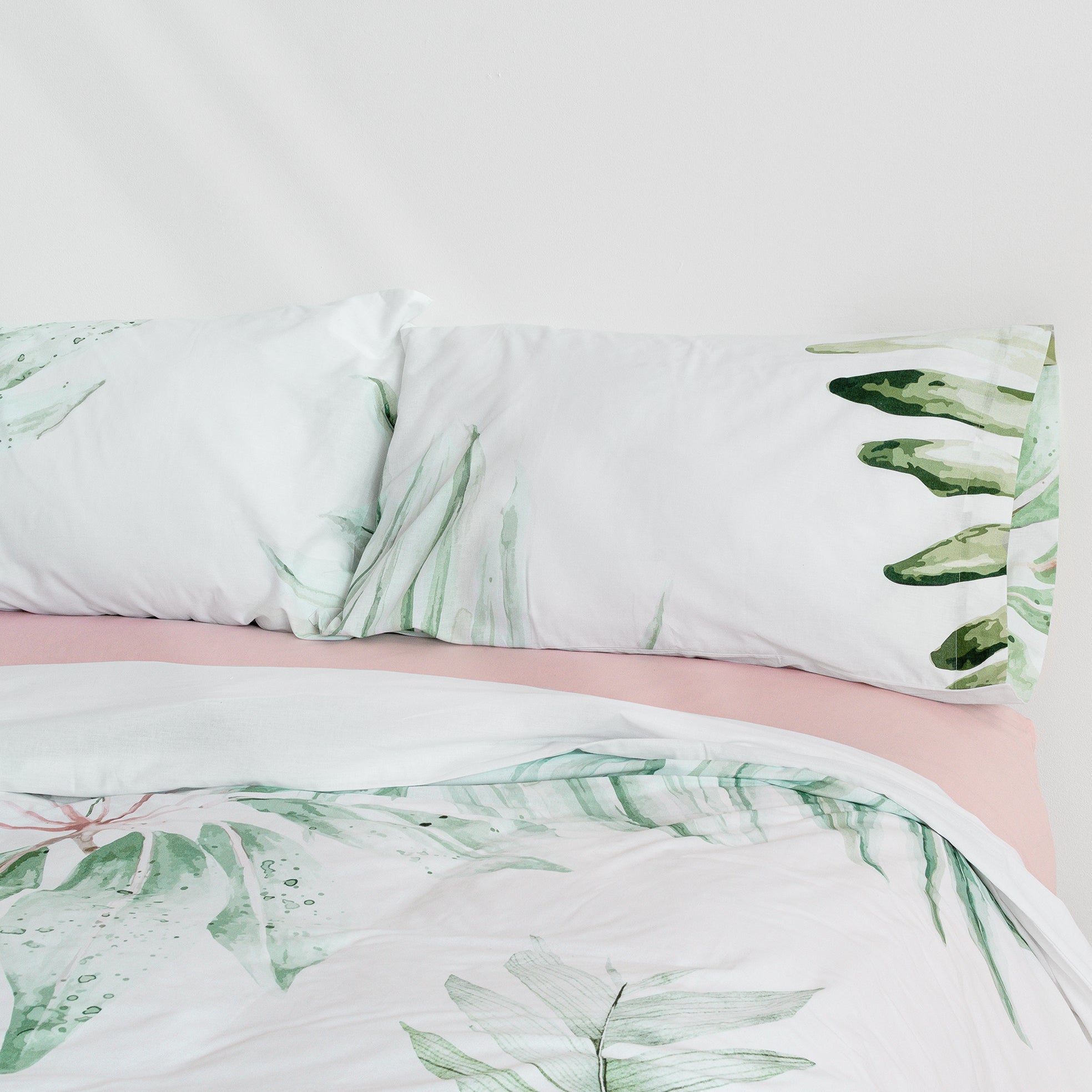 Delicate Duvet cover Happyfriday