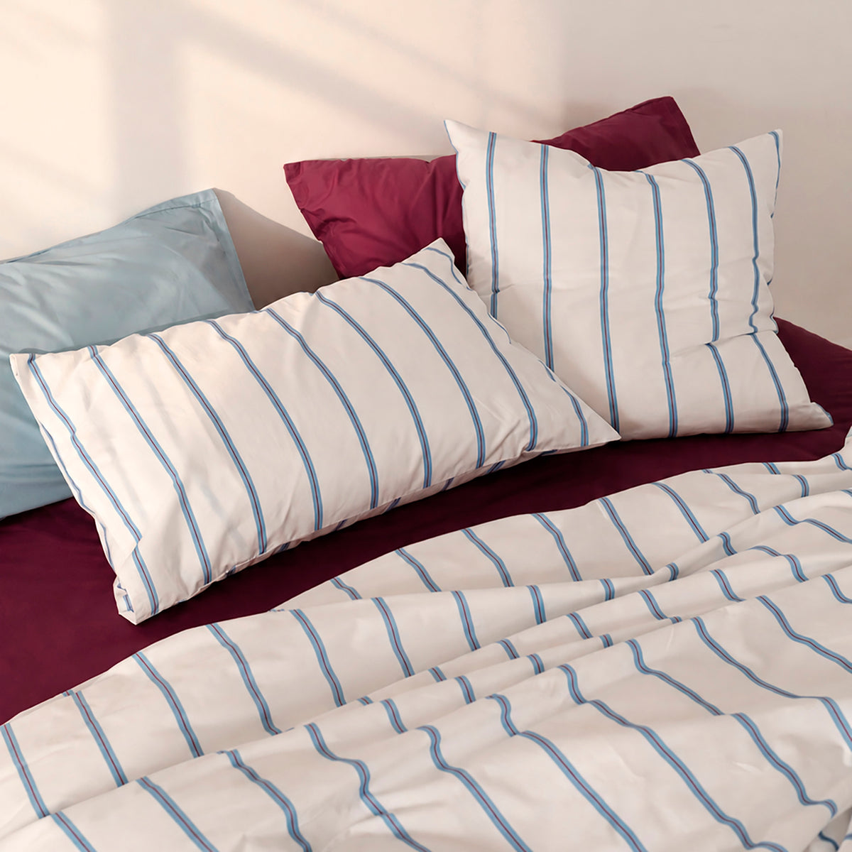 Twinline bedding from the Playful collection