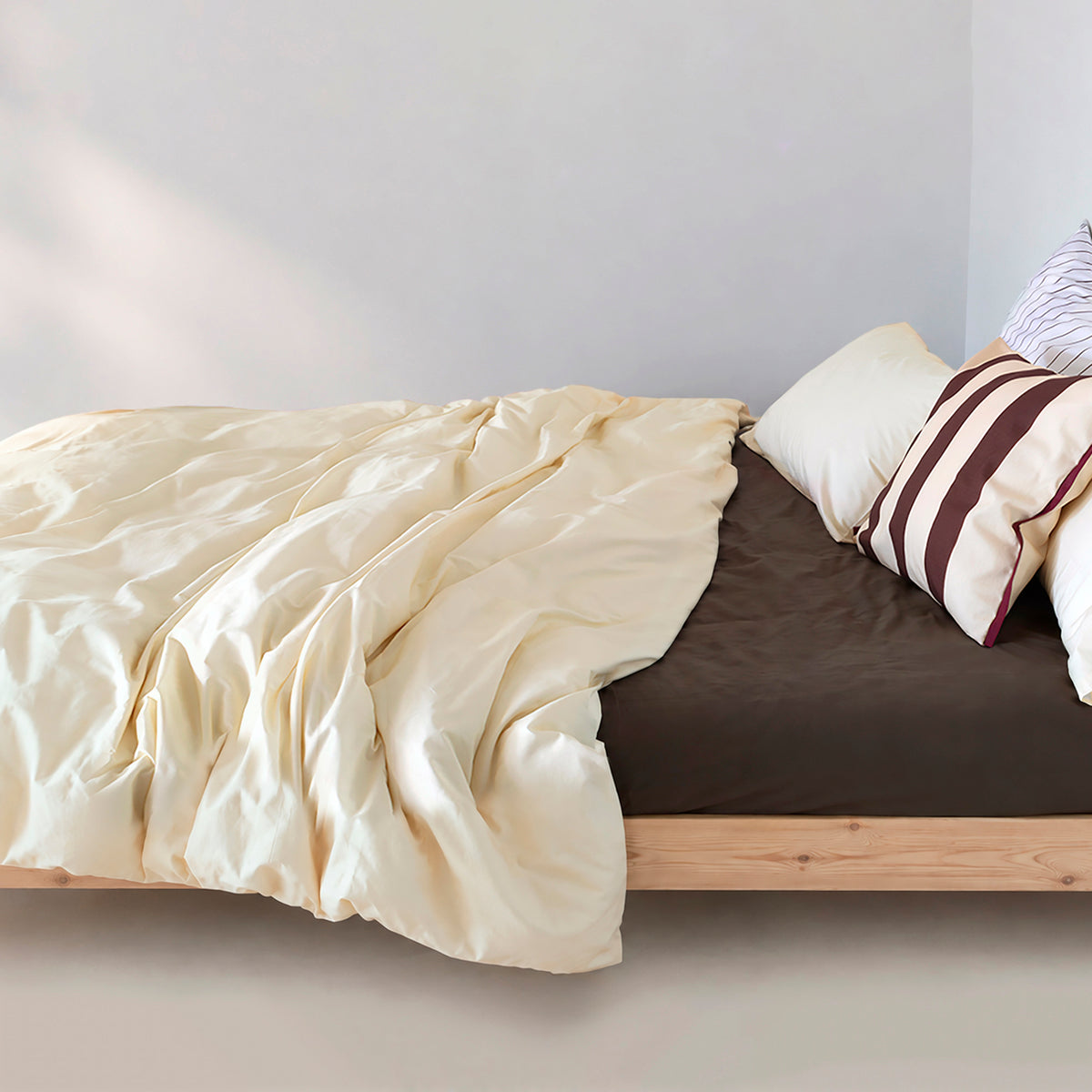 Yellow bedding from the Playful collection